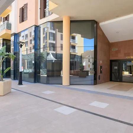 Yagabo - - Lanzarote * Арресифе